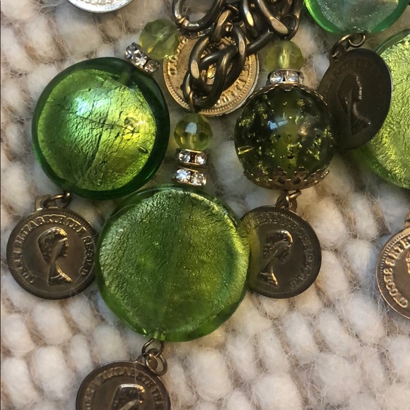 Green and Gold Handbag Charm with Hand Blown Glass - Picture 4 of 8